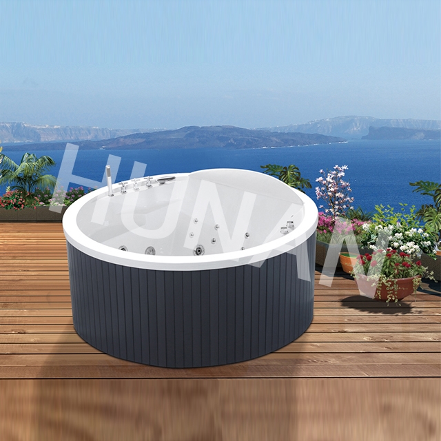 Jacuzzi